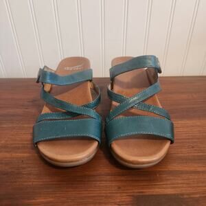 Dansko Womens Size 7.5/38 Man Made Leather Teal Open Toe Chunky Heel Sandals New